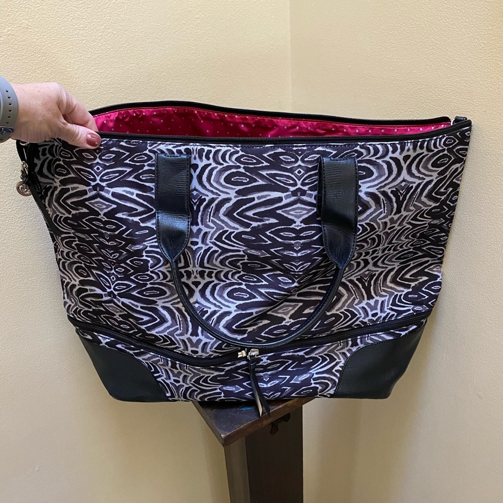 Stella & Dot expandable weekender